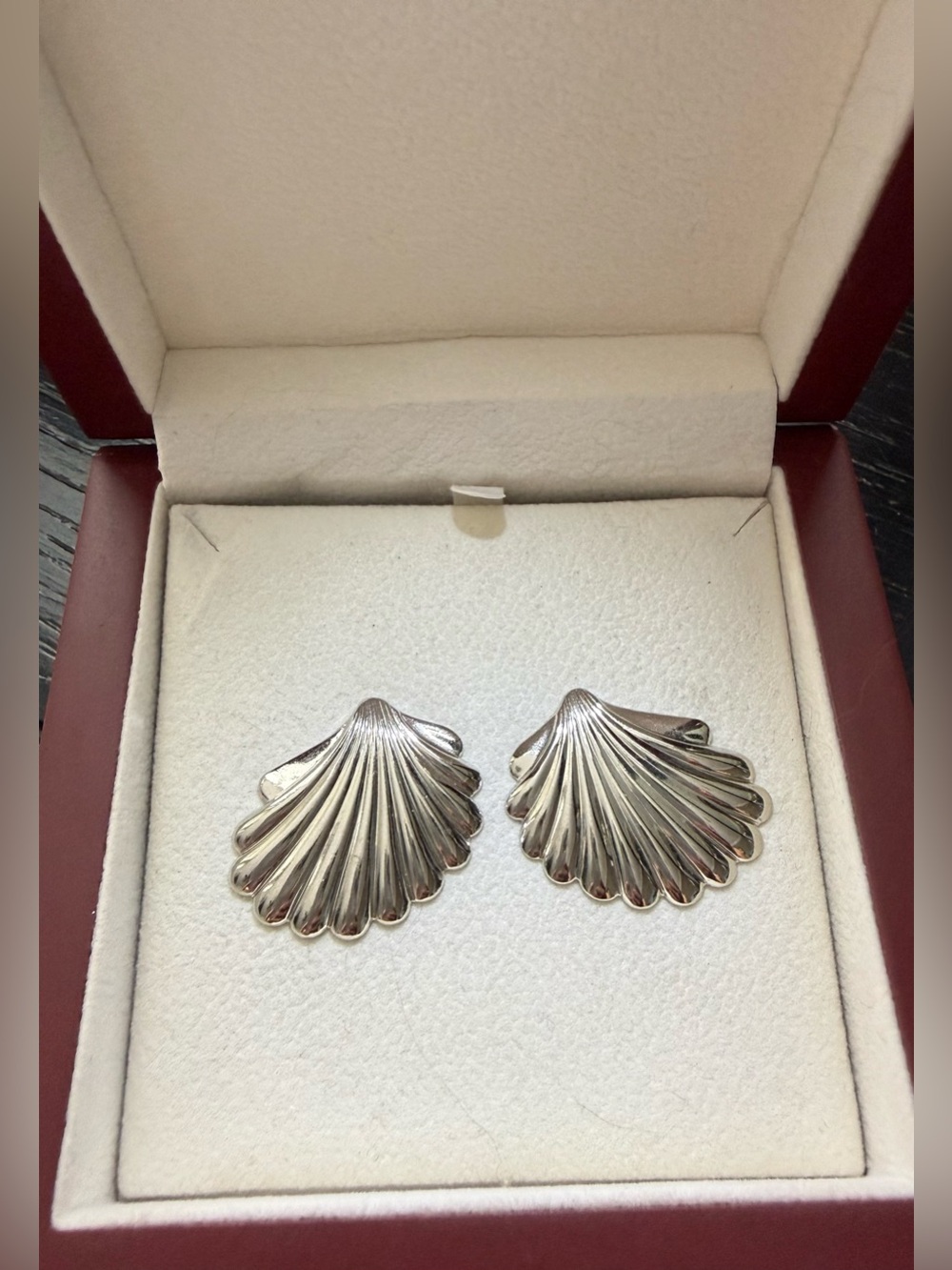 Vintage Silver Shell Fan Earrings